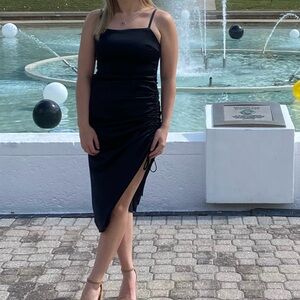 Lulu’s Black Midi Dress